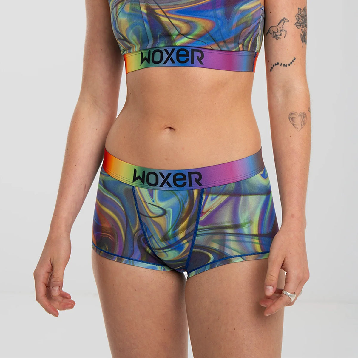 Bold Pride Wave